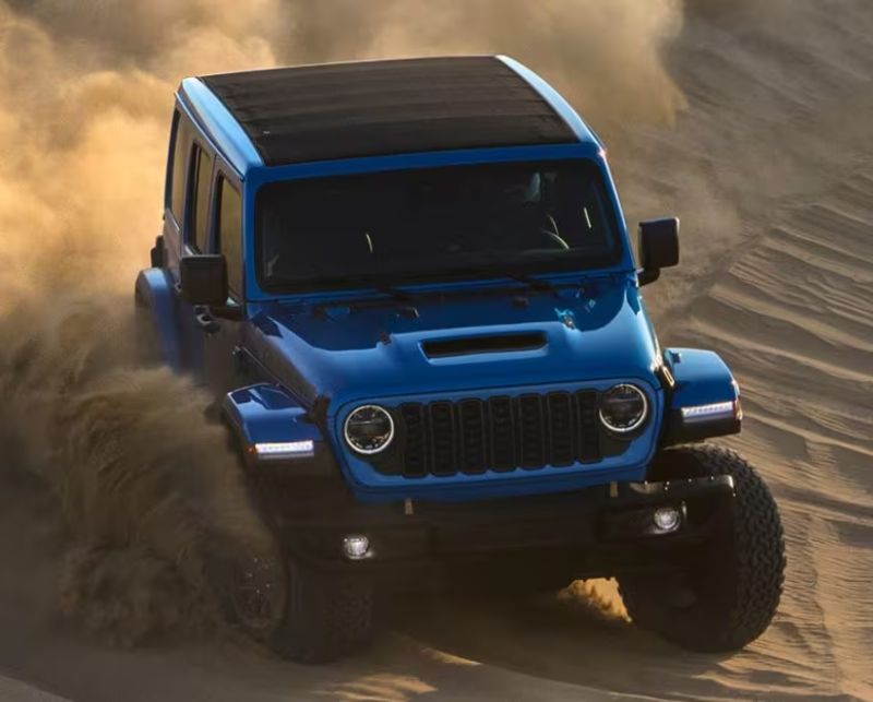 Experience the 2024 Jeep Wrangler near Pittsburg KS