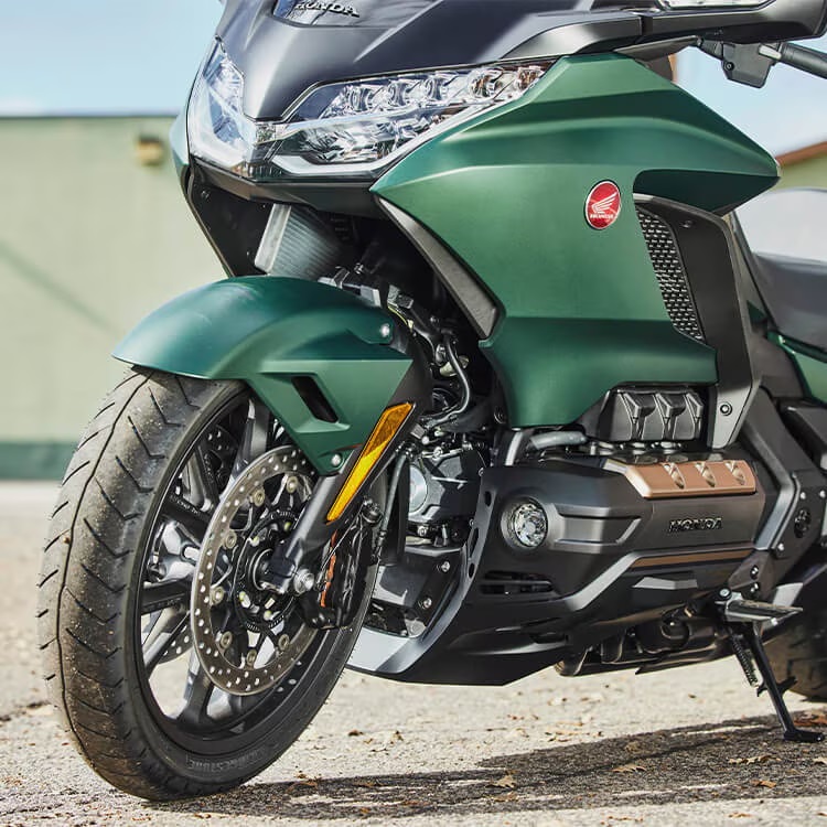 Salina, KS - 2024 Honda Gold Wing's Trims