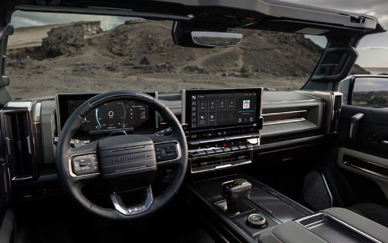Frontenac, KS - 2025 GMC Hummer EV's Interior