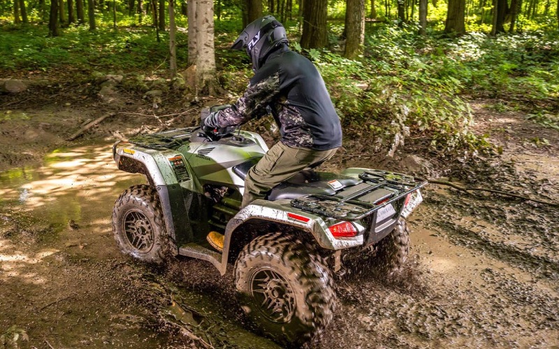Topeka, KS - 2025 Honda FourTrax Rubicon 700 4x4 Automatic's Trims
