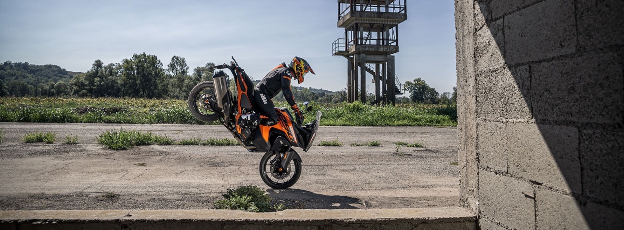 2023 KTM 1290 Super Adventure S near Murrieta, CA