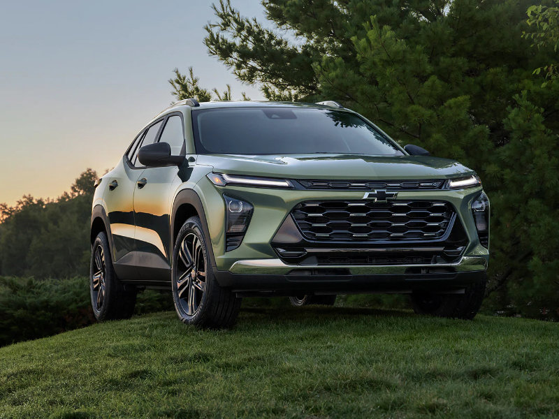 Chanute, KS - 2024 Chevrolet Trax's Exterior