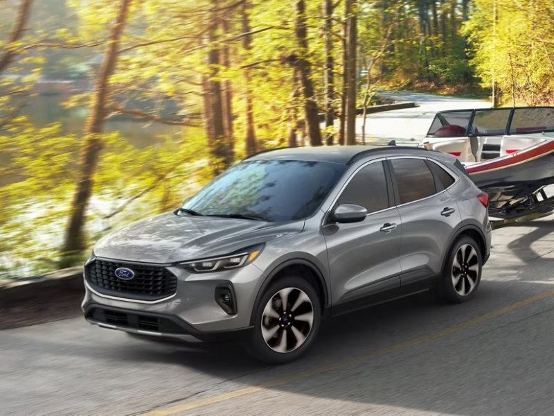 A Technological Marvel: The 2025 Ford Escape near Wentworth, MO