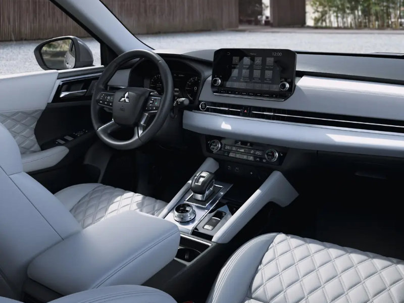 5 Key Reasons the 2025 Mitsubishi Outlander Stands Out near Arizona City, AZ 5 Key Reasons the 2025 Mitsubishi Outlander Stands Out near Arizona City, AZ