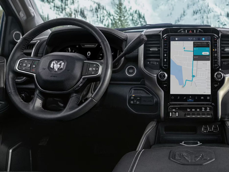 Pittsburg, KS - 2024 RAM 2500's Interior