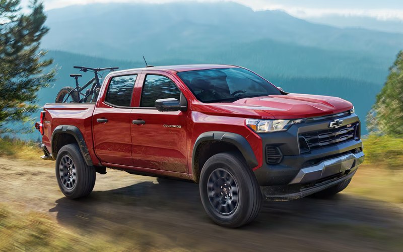 What Makes the 2026 Chevrolet Colorado’s Powertrain a Standout for Active Families near Grove, OK?