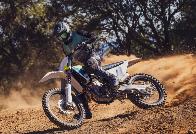 Unleash Dominance: The 2025 Husqvarna FC450 near Peoria, AZ