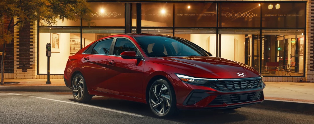 2025 Hyundai Elantra in Wichita, KS