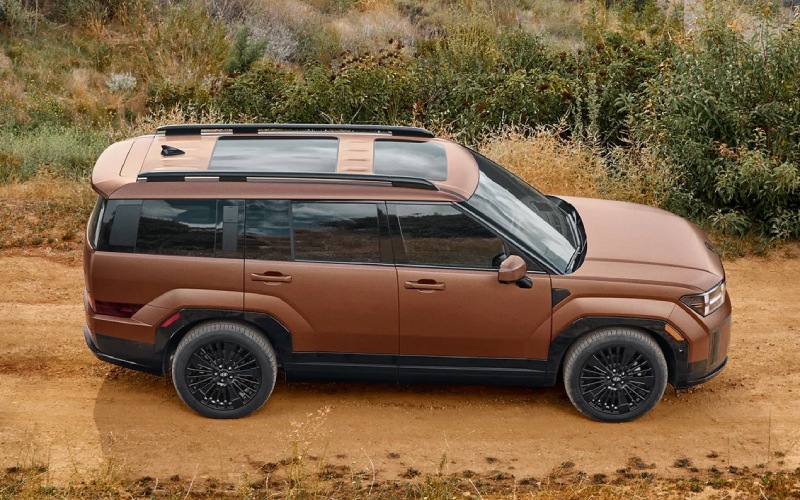 The 2025 Hyundai Santa Fe Hybrid near Arkansas City, KS