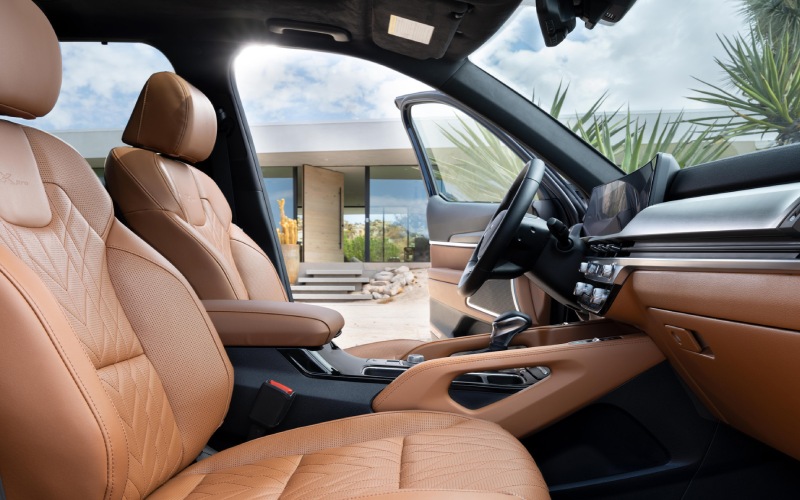 Joliet, IL - 2025 Kia Telluride's Interior Joliet, IL - 2025 Kia Telluride's Interior