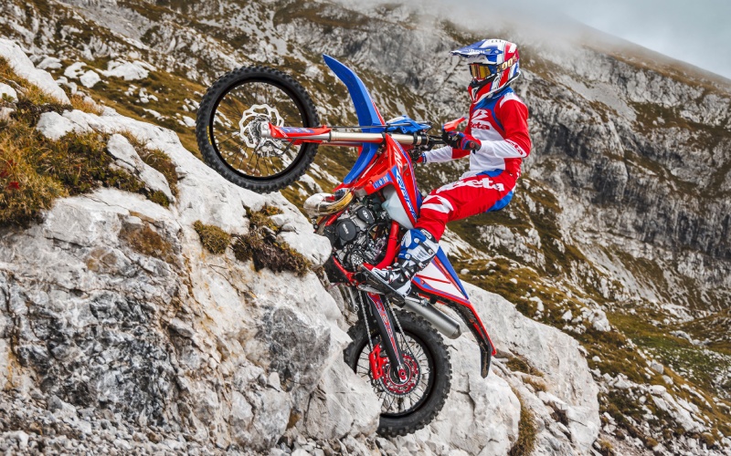 5 Key Reasons the 2025 Beta 300 RR Race Edition Stands Out near Temecula, CA