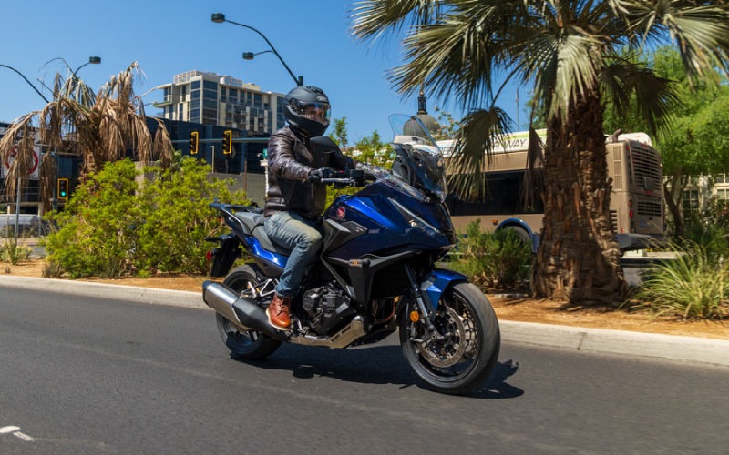 Topeka, KS - 2025 Honda NT1100 DCT's Features