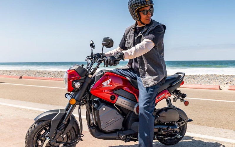 Topeka, KS - 2025 Honda Navi's Features