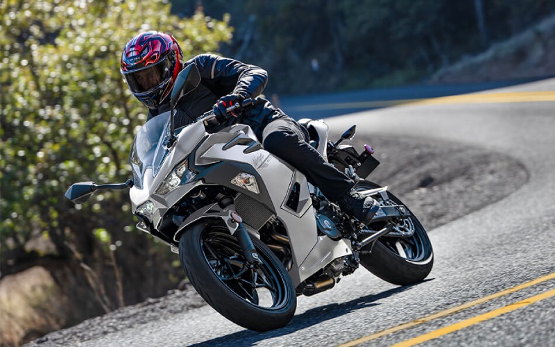 Step-by-Step Tips for Test Driving the 2025 Kawasaki Ninja 500 Step-by-Step Tips for Test Driving the 2025 Kawasaki Ninja 500
