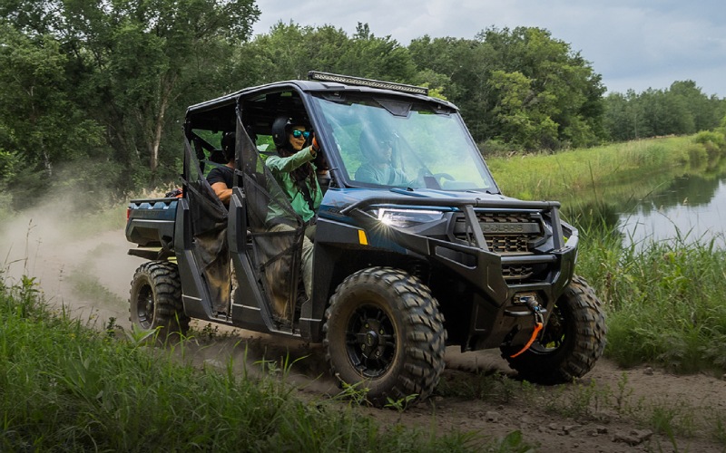 2025 Polaris RANGER Crew XP 1000 Overview 2025 Polaris RANGER Crew XP 1000 Overview
