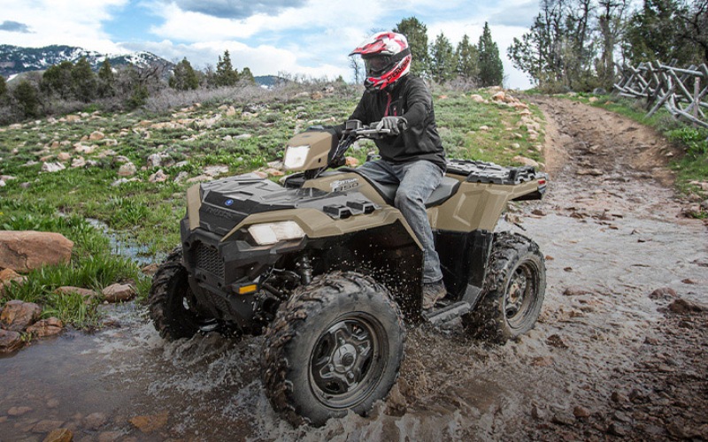 The Advantage of Superior Ground Clearance – 2025 Polaris Sportsman 850 near Grove, OK
