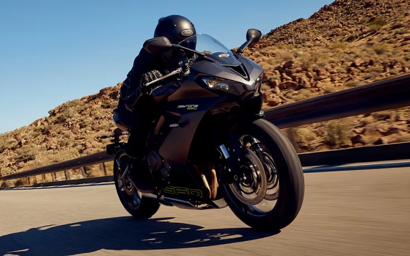 Suggested Accessories for the 2025 Triumph Daytona 660