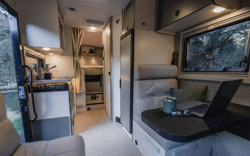 Rockford, IL - 2026 Winnebago EKKO Sprinter's Features Rockford, IL - 2026 Winnebago EKKO Sprinter's Features