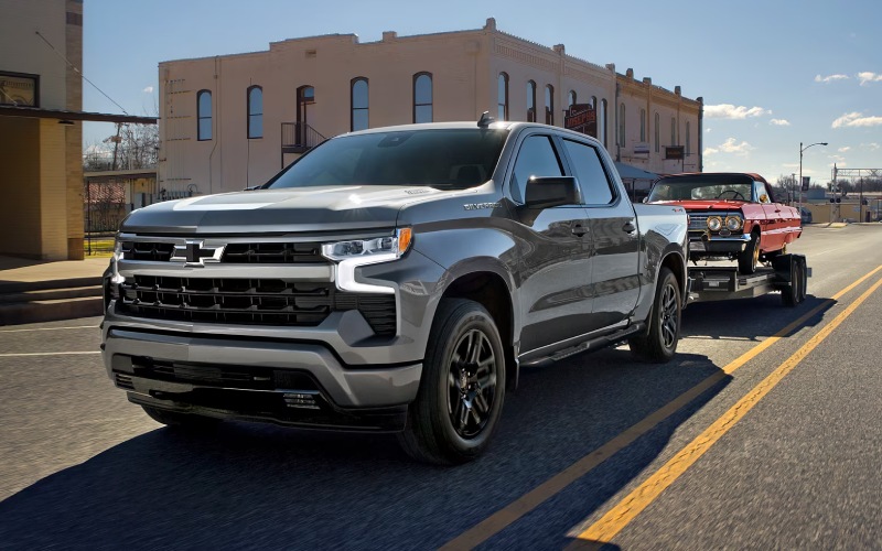 Columbus, KS - 2026 Chevrolet Silverado 1500's Exterior