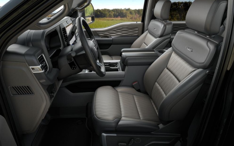 Carthage, MO - 2026 Ford F-250's Interior