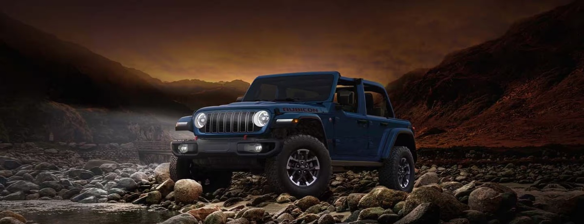 Lease or Finance the 2026 Jeep Wrangler in Frontenac, KS