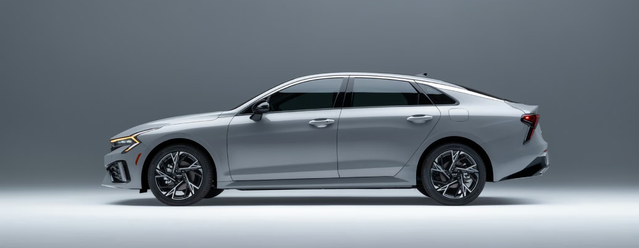 Lease or Finance the 2026 Kia K5 in Joliet, IL