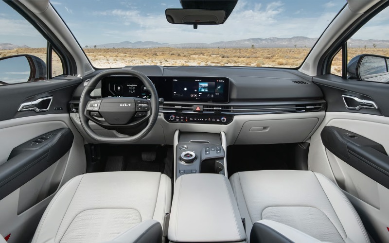 2026 Kia Sportage Hybrid LX photo 2