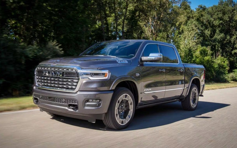 Pittsburg, KS - 2027 RAM 1500